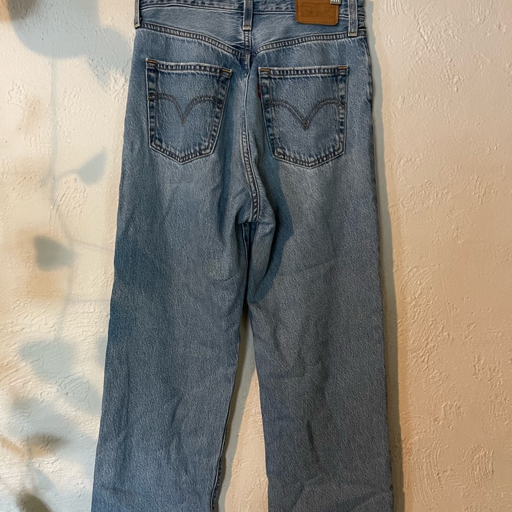 Levi’s Ribcage Straight Classic Blue Denim Jeans - Picture 5 of 7